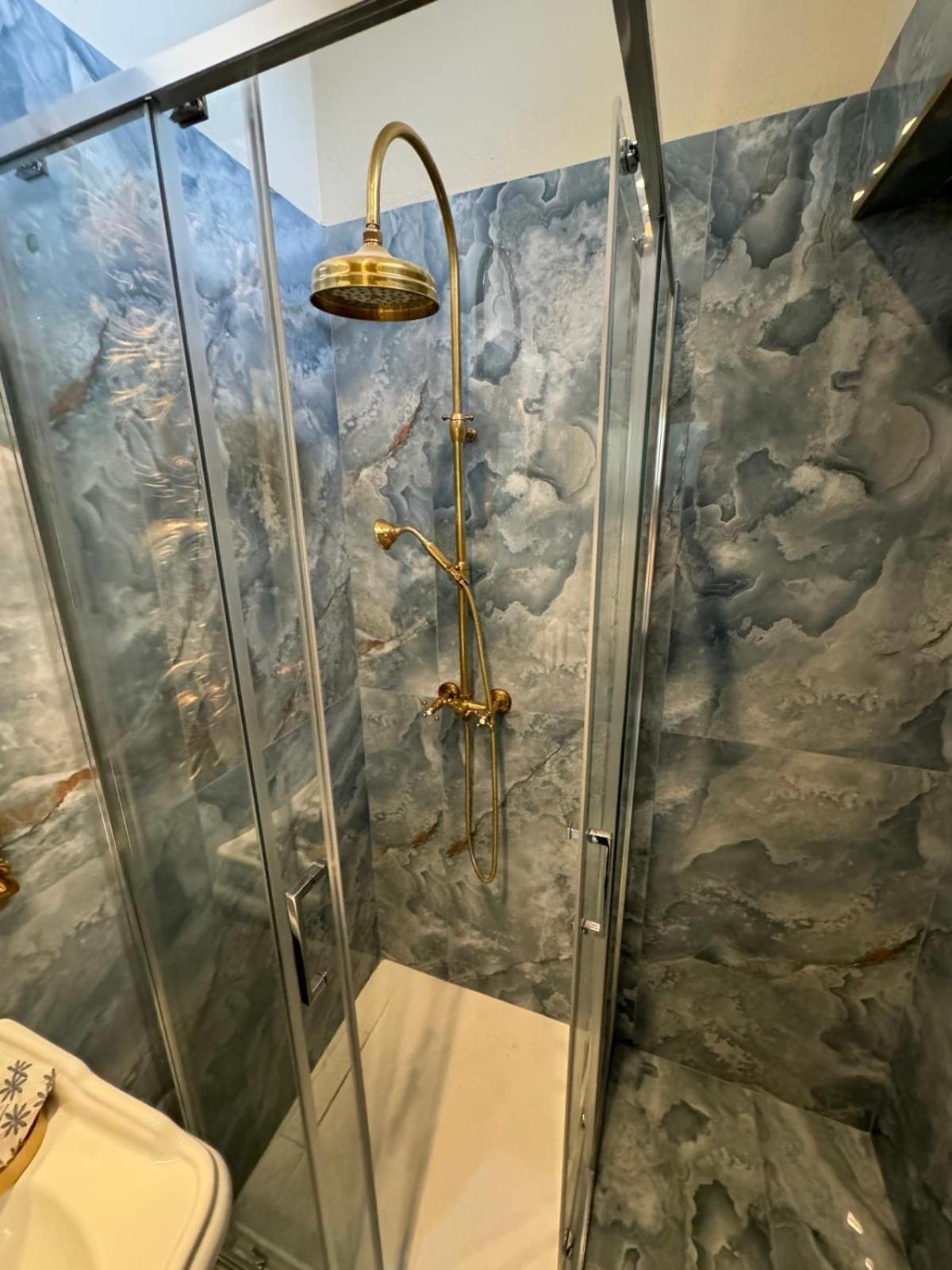 Palazzo Titti Rialto Suites Венеция Экстерьер фото