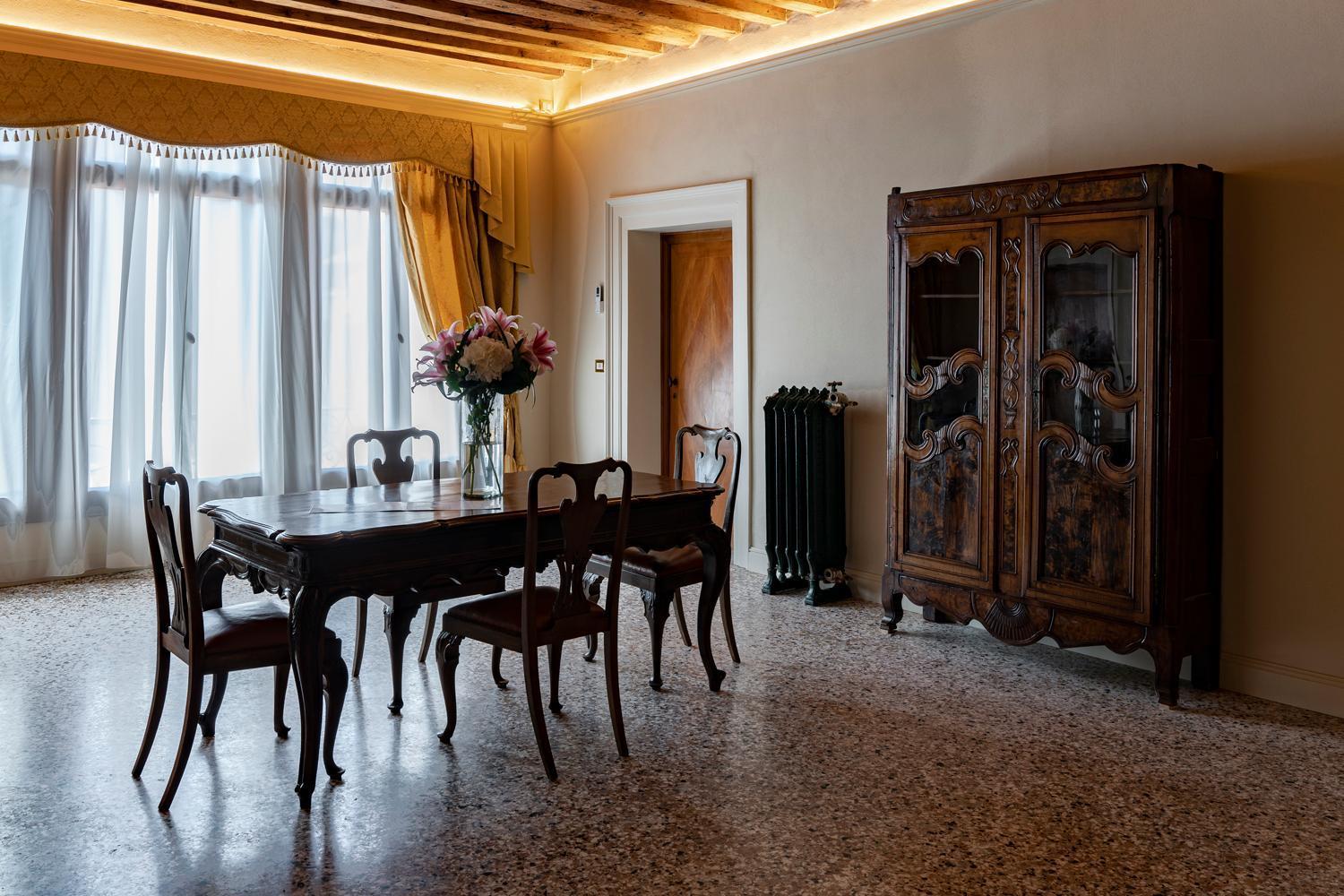 Palazzo Titti Rialto Suites Венеция Экстерьер фото