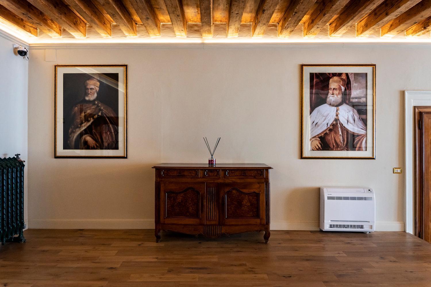 Palazzo Titti Rialto Suites Венеция Экстерьер фото