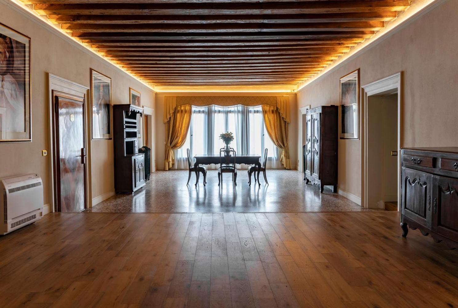 Palazzo Titti Rialto Suites Венеция Экстерьер фото