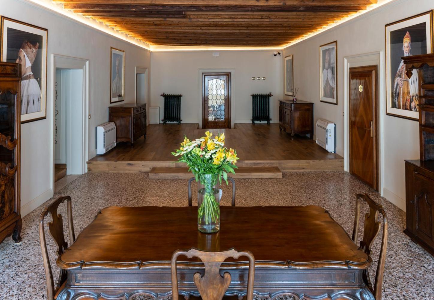 Palazzo Titti Rialto Suites Венеция Экстерьер фото