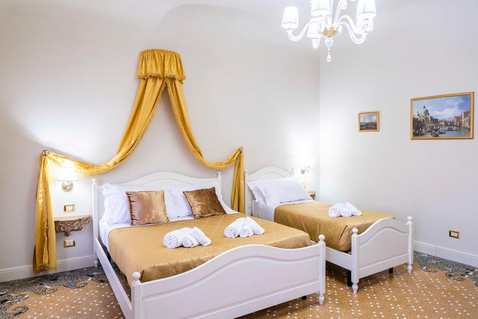 Palazzo Titti Rialto Suites Венеция Экстерьер фото